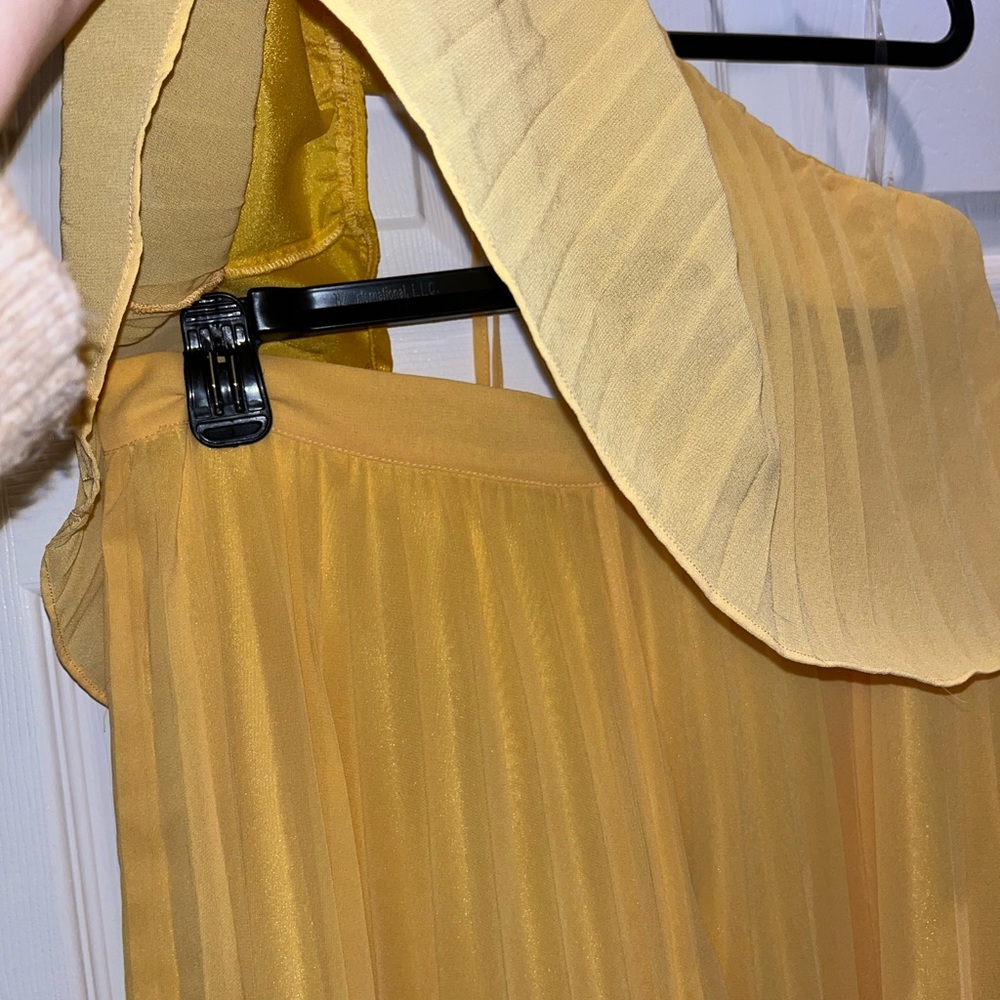 Two piece set! - Picture 2 of 10